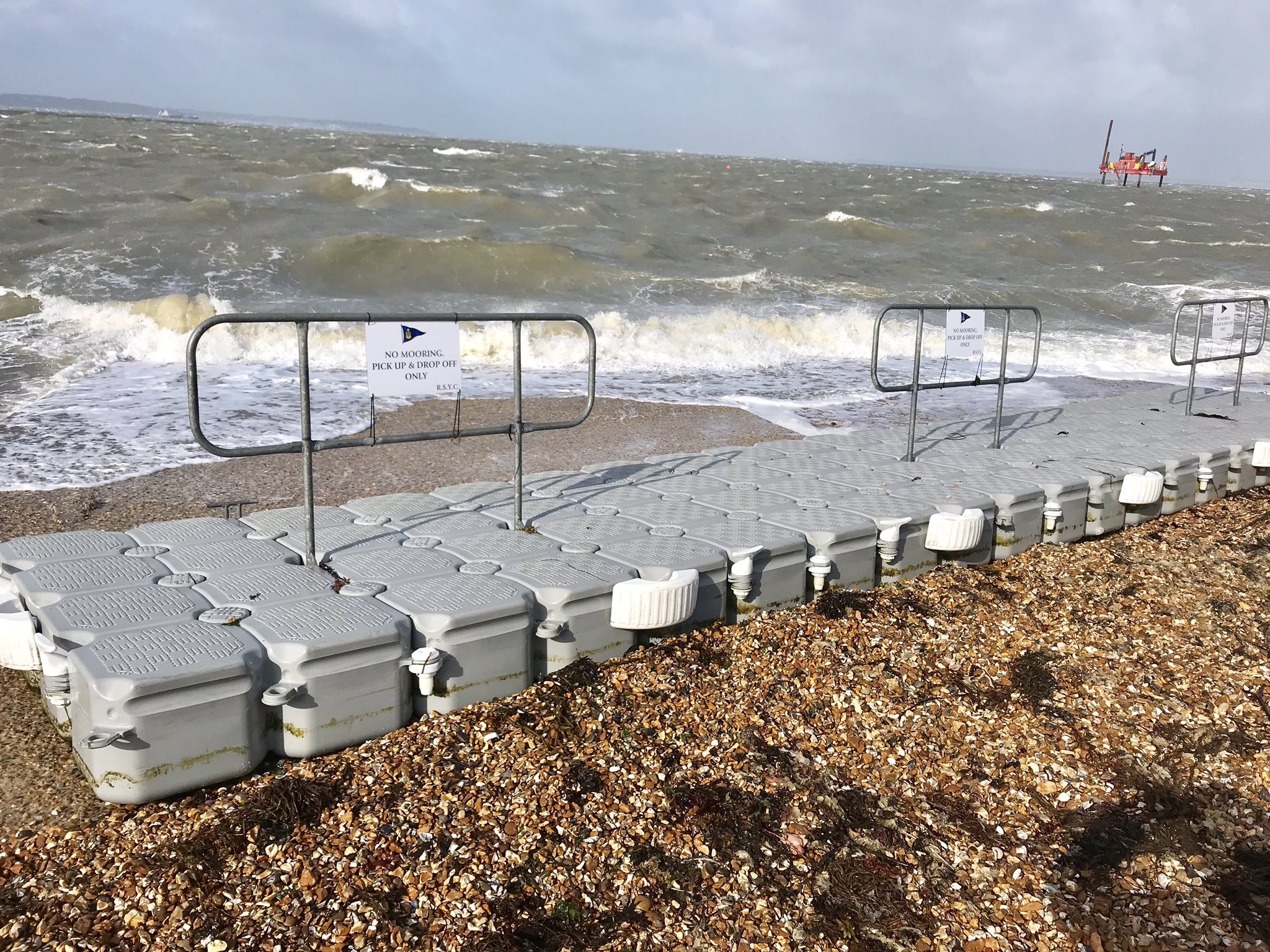 PONTOON RECOVERED ASHORE AFTER GOING ADRIFT