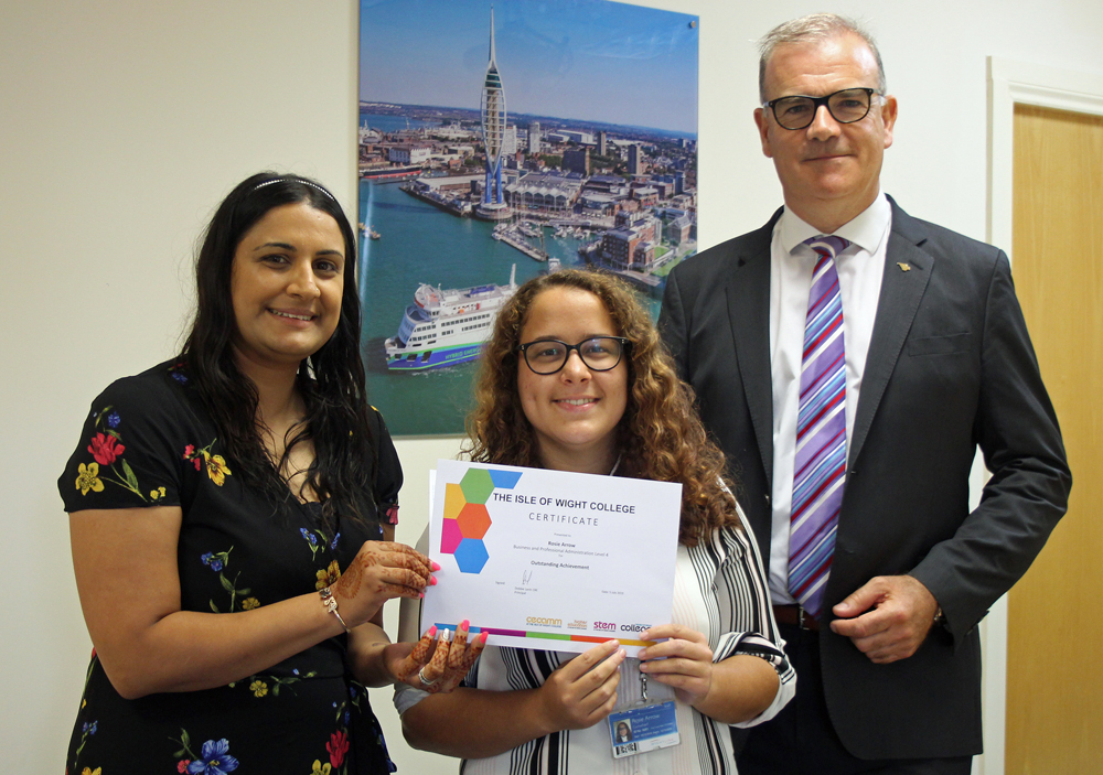HONOURS FOR WIGHTLINK’S APPRENTICE ROSIE ARROW