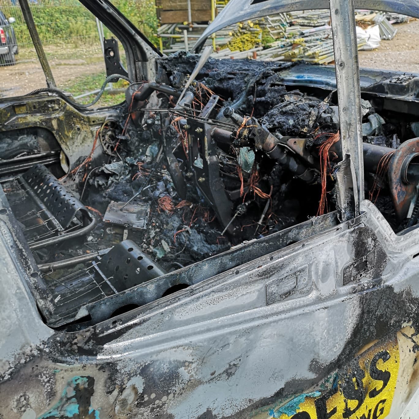 VAN FIRE SENDS BLACK SMOKE INTO THE SKY IN SANDOWN