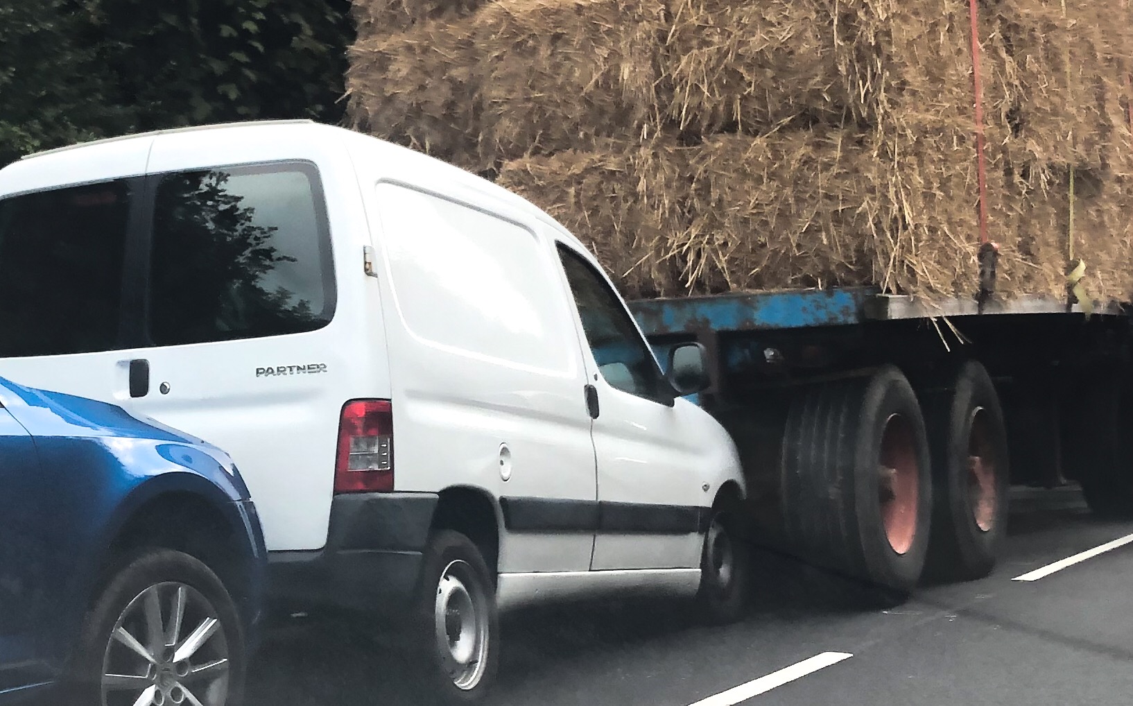 ROAD CLOSED AFTER TRACTOR SHUNT