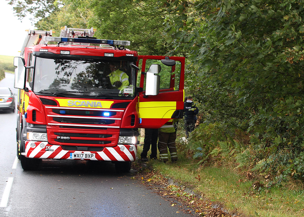 CAR ROLLS ONTO ROOF IN HAVENSTREET