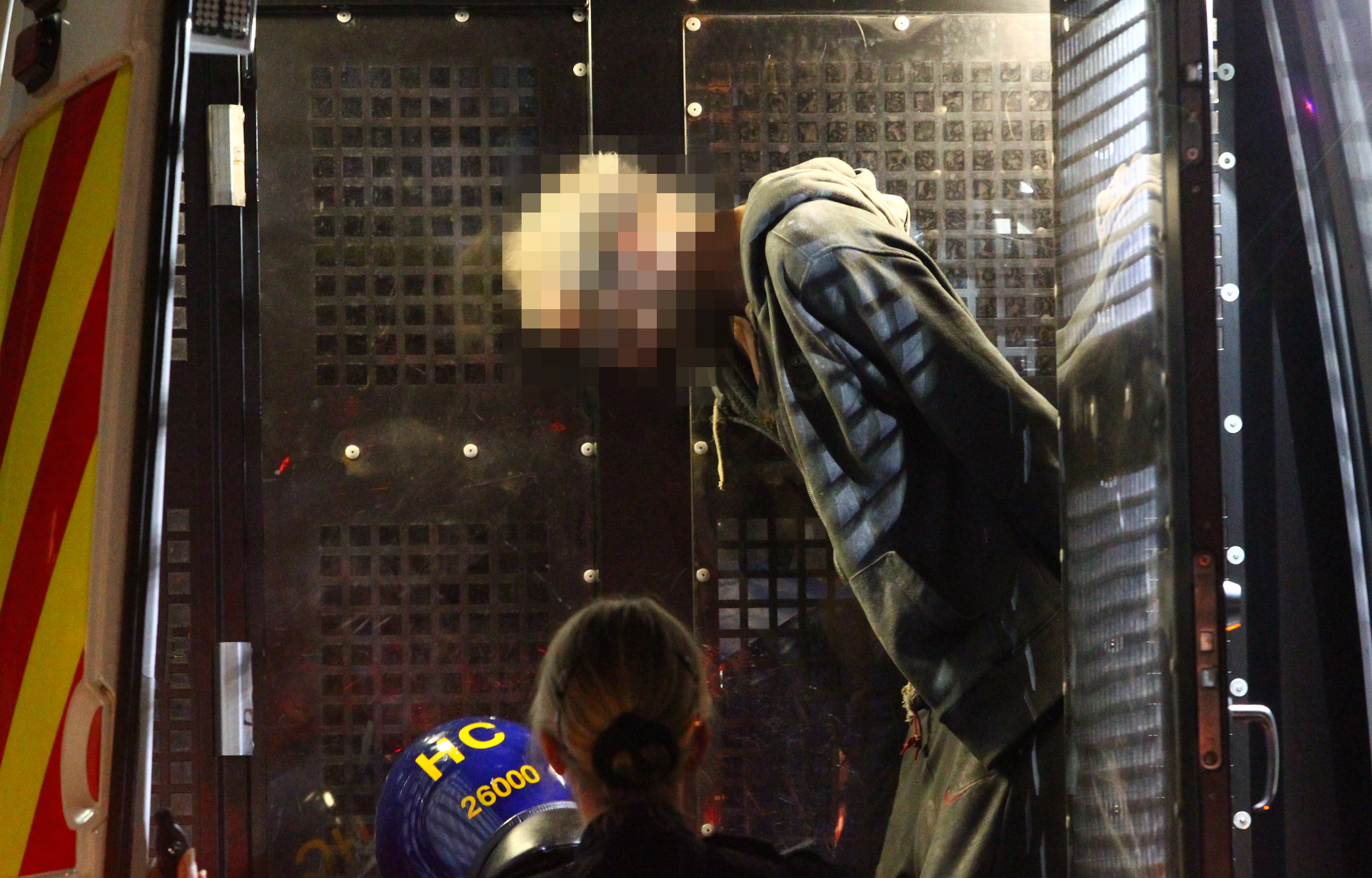 THREATS TO KILL ARREST AFTER POLICE IN RIOT GEAR STORM SHANKLIN FLAT