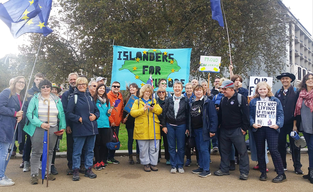 ISLANDERS FOR EUROPE JOIN ‘1 MILLION’ ON BREXIT MARCH