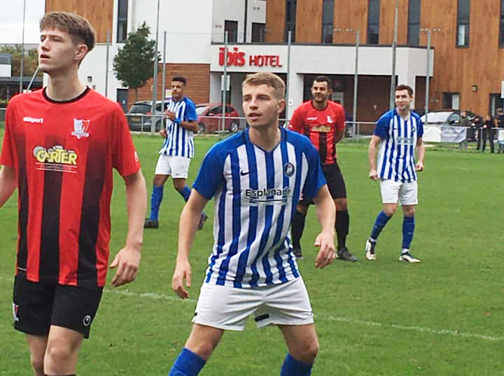 YACHTSMEN SUNK IN GLOUCESTER BY LONGLEVENS