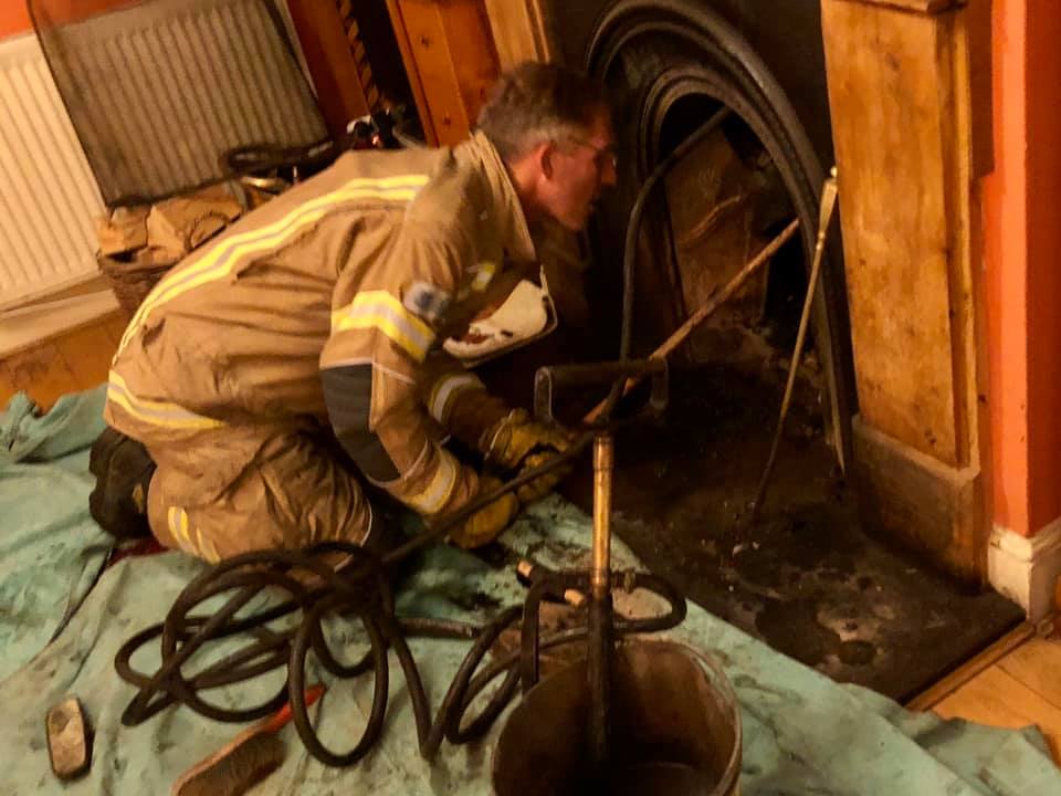 CHIMNEY FIRE EXTINGUISHED BY FRESHWATER FIREFIGHTERS