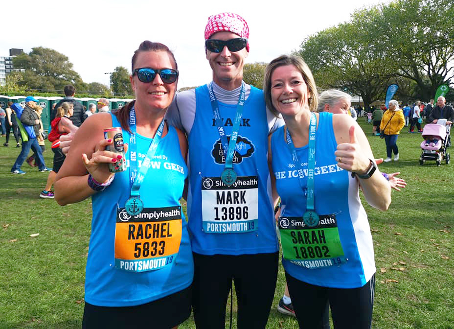 RUNNERS TACKLE GREAT SOUTH RUN IN AID OF WIGHT BRAINY BUNCH