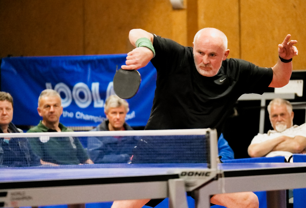 IDLE AND LOCK IN 4-SET DIVISION 1 THRILLER