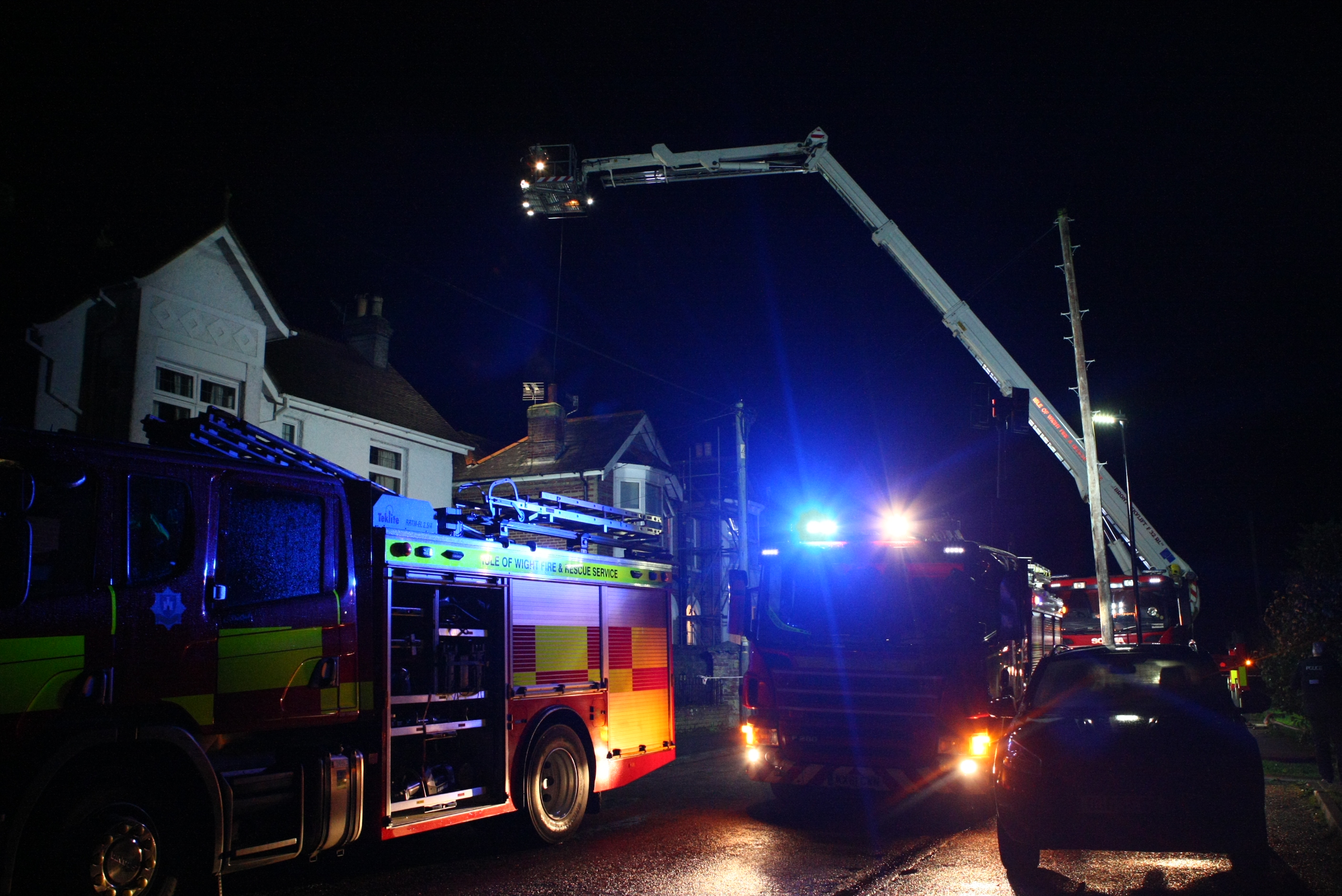 AERIAL APPLIANCE CALLED TO CHIMNEY FIRE IN BRADING