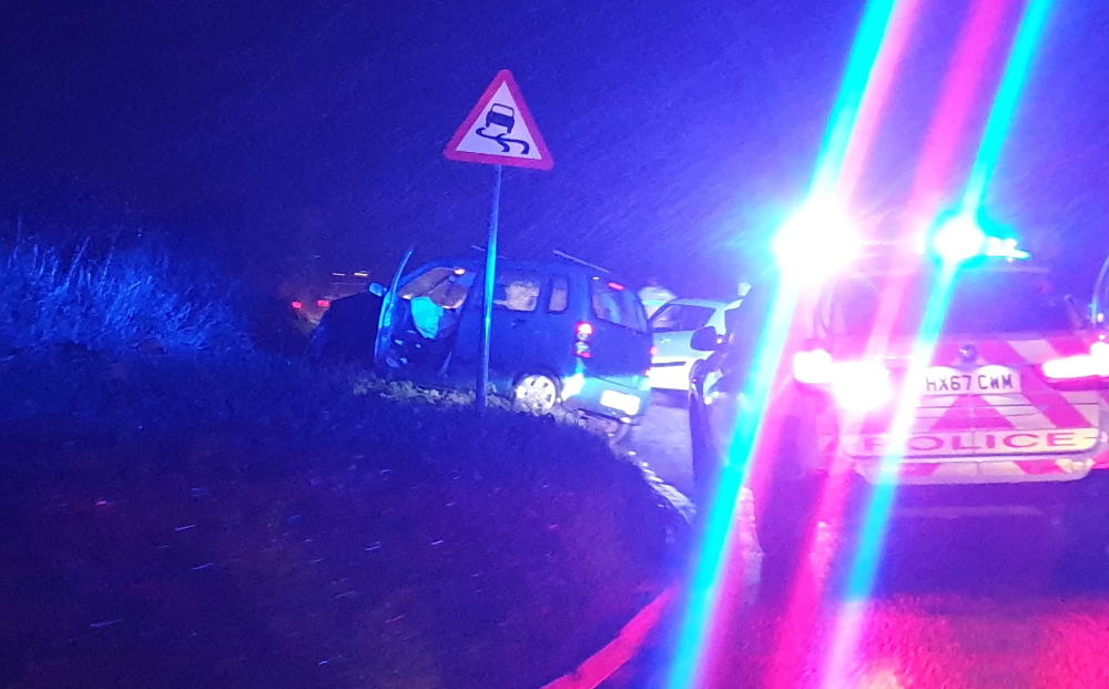 EMERGENCY CREWS CALLED TO RUSH HOUR CRASH BETWEEN BLACKWATER AND ARRETON