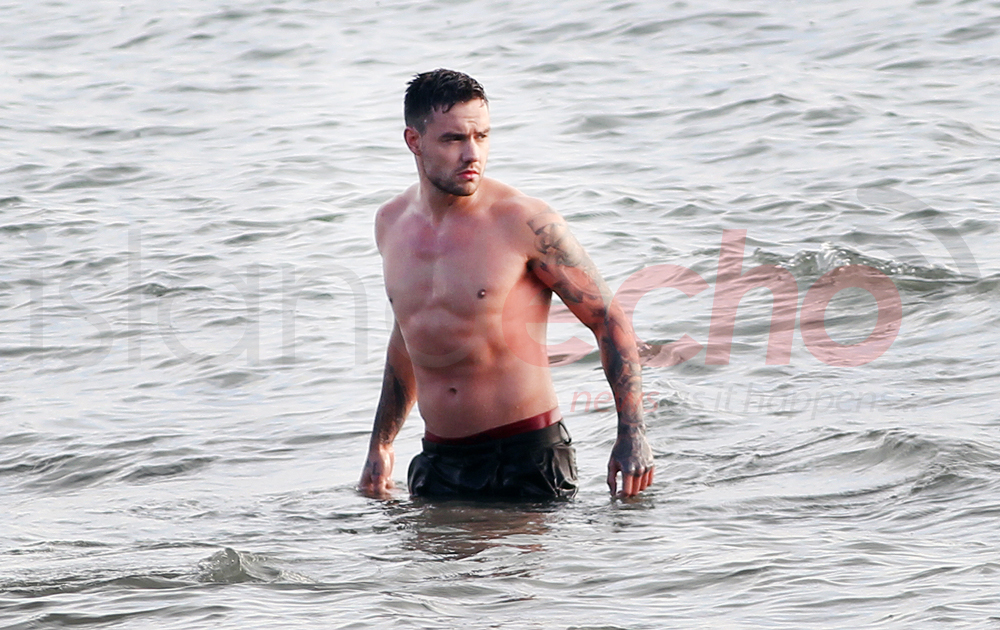 LIAM PAYNE FILMS NEW MUSIC VIDEO IN THE SEA AT SHANKLIN