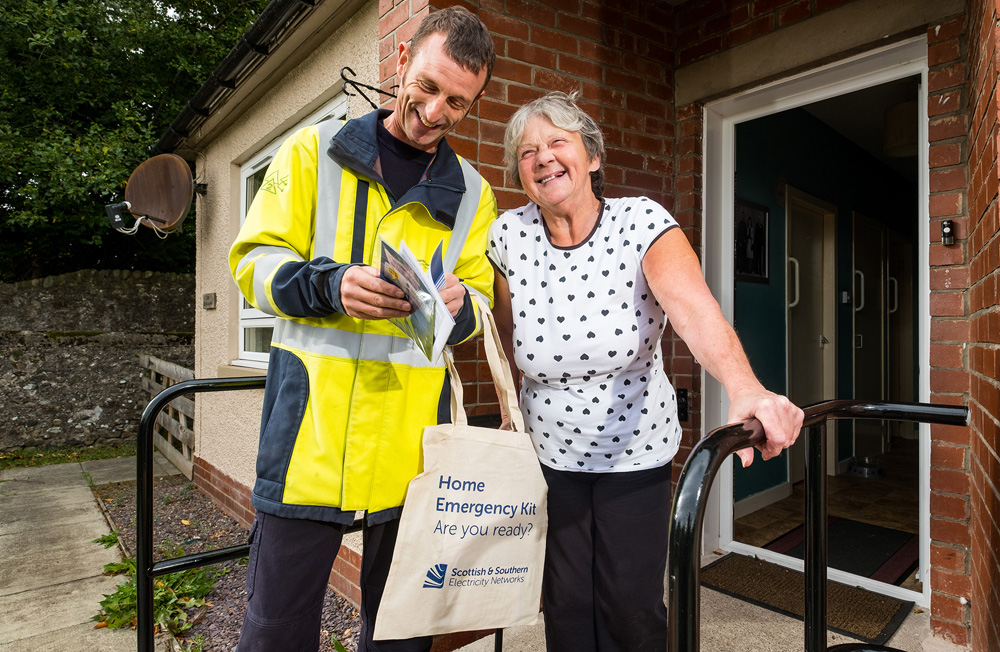 ‘READY TOGETHER, WHATEVER THE WEATHER’ – SSEN ENCOURAGES CUSTOMERS TO PREPARE FOR WINTER