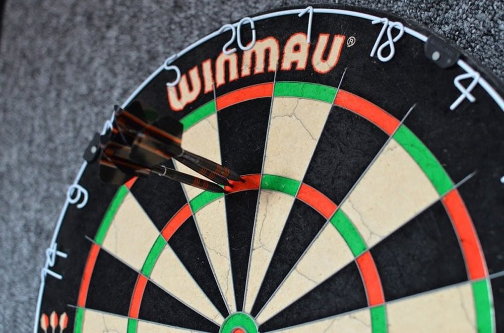 HOW MUCH OF THE ISLE OF WIGHT’S ADULT SOCIAL LIFE TAKES PLACE IN PUBS?