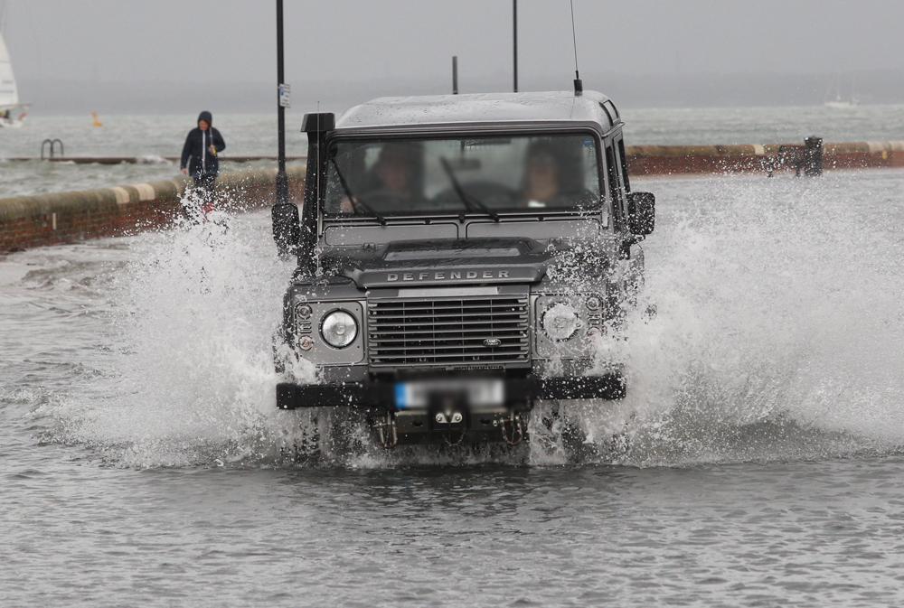 ‘BE PREPARED’ MESSAGE AS FLOOD ALERT ISSUED FOR THE ISLE OF WIGHT COAST