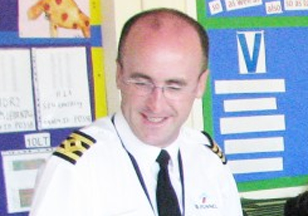 FORMER FIRST OFFICER AT RED FUNNEL STUNG BY PAEDOPHILE HUNTERS