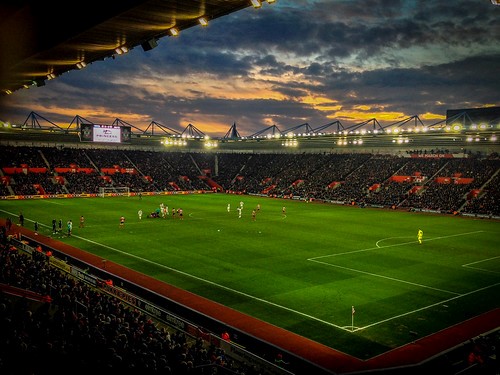 PERPETUAL SOUTHAMPTON STRUGGLES SEE RELEGATION ODDS CUT AGAIN