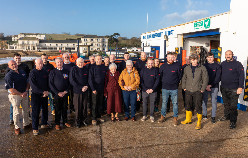 FRESHWATER VOLUNTEERS RECOGNISED BY ROYAL LIFE SAVING SOCIETY