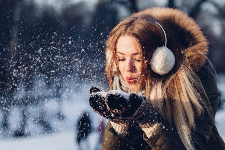 ACTIVITIES TO KEEP YOU BUSY THIS CHRISTMAS
