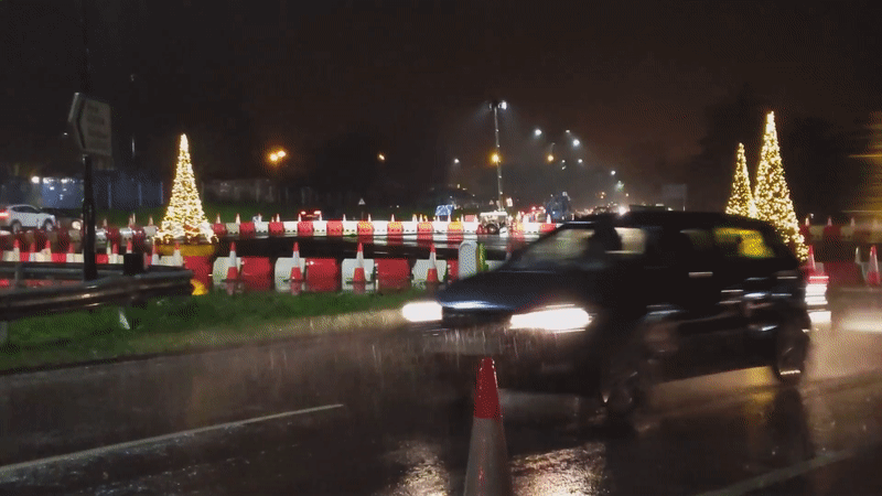 COUNCIL THANK CONTRACTORS FOR BRINGING FESTIVE SPARKLE TO ST MARY’S JUNCTION