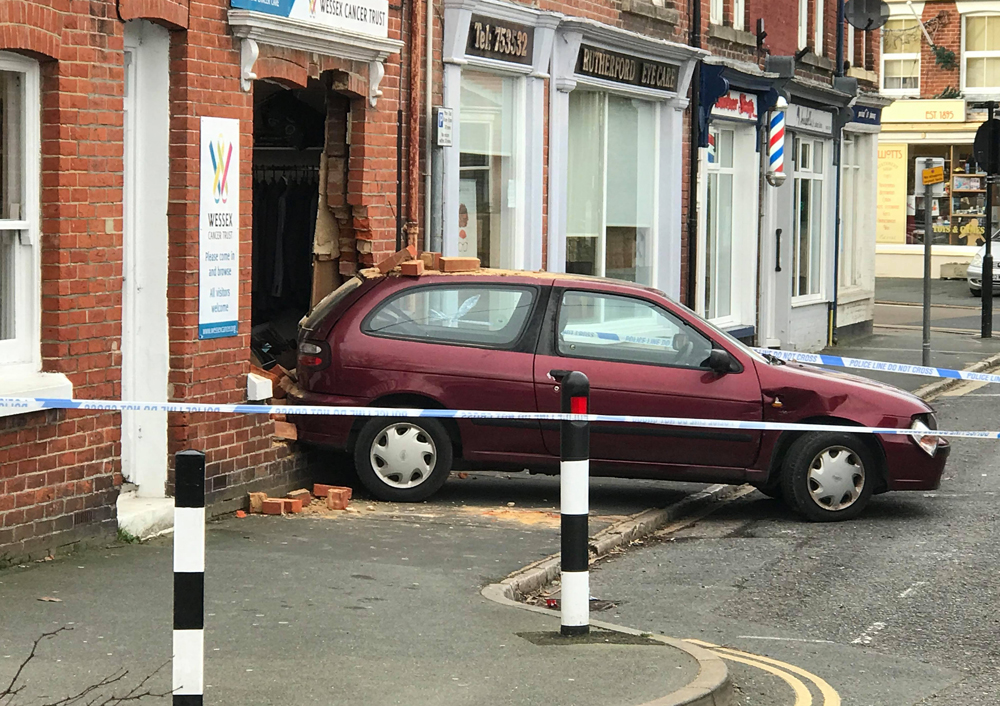 CAR CRASHES INTO FRONT OF CHARITY SHOP IN FRESHWATER