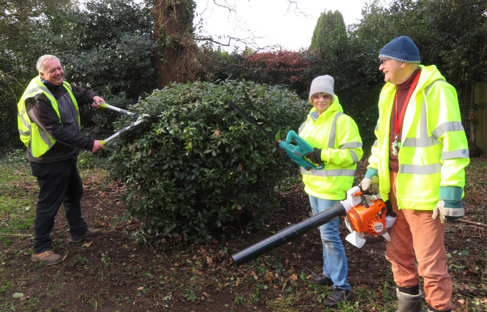 NORTHWOOD HOUSE VOLUNTEERS GRATEFUL FOR WIGHT AID DONATION
