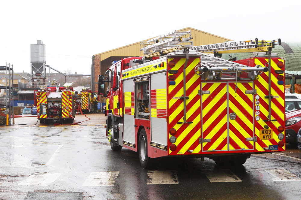FIREFIGHTERS RESPOND TO REPORTED FIRE AT JEWSON MOREYS