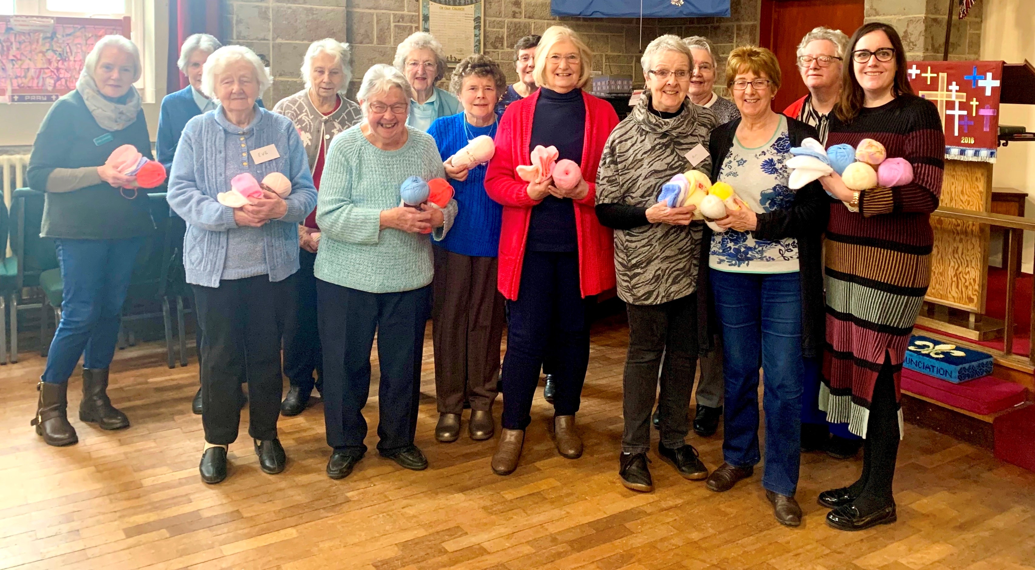 200 NEWBORNS TO RECEIVE KNITTED HATS – THANKS TO SUPPORT FROM SOUTHERN VECTIS