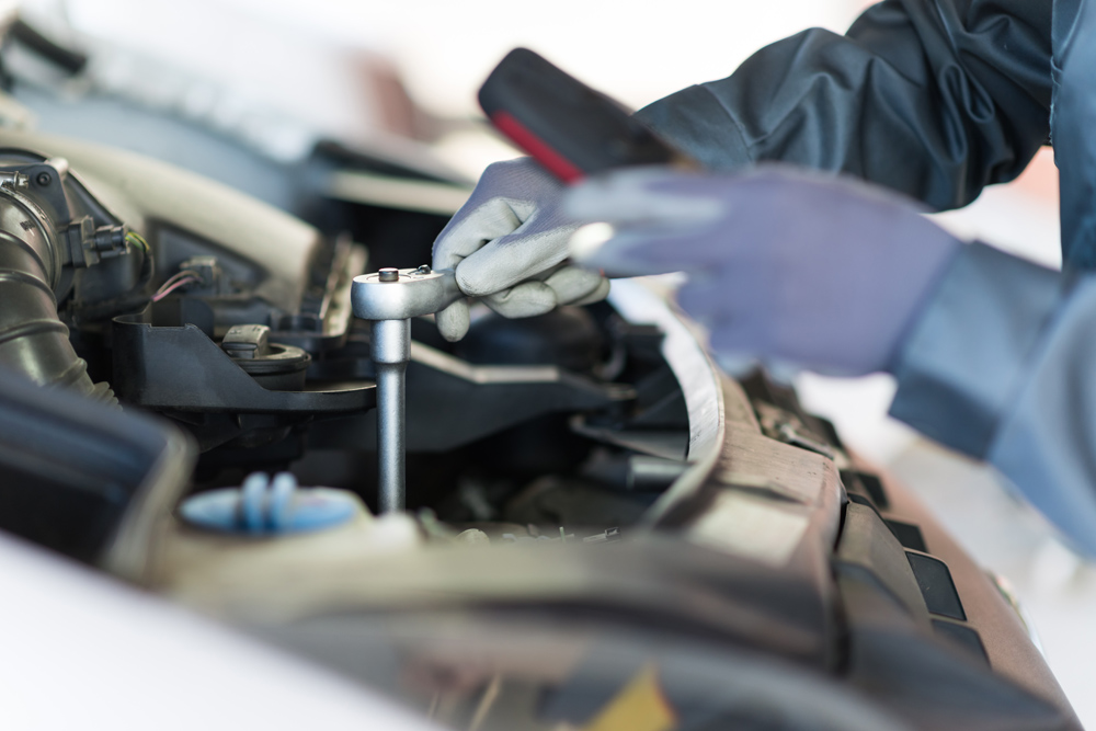 ISLAND DRIVERS GIVEN 6-MONTH MOT EXTENSION