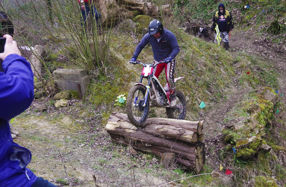 DRY AND GRIPPY CONDITIONS DESPITE RAIN FOR JEFFRIES CUP AT SHORWELL