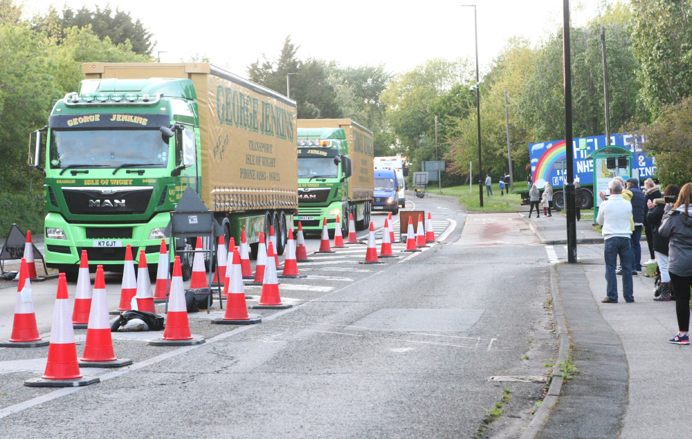 OVER 100 TRUCKS, LORRIES AND VANS SHOW SUPPORT IN HOSPITAL DRIVE-PAST