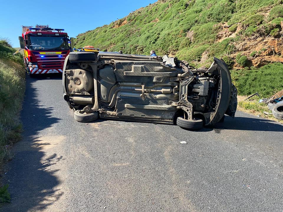 DRIVER ARRESTED ON SUSPICION OF DRINK DRIVING AFTER COMPTON CRASH