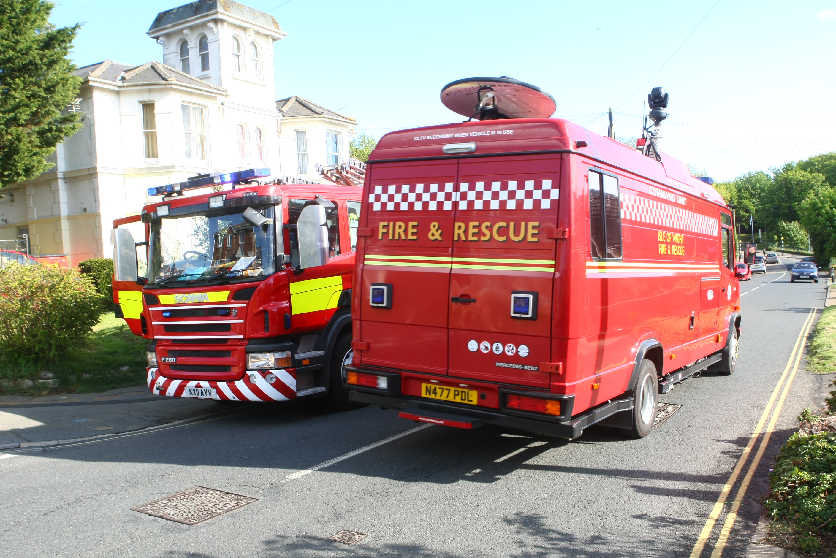 FIRE SERVICE RUSH TO SHANKLIN’S PORTLAND LODGE