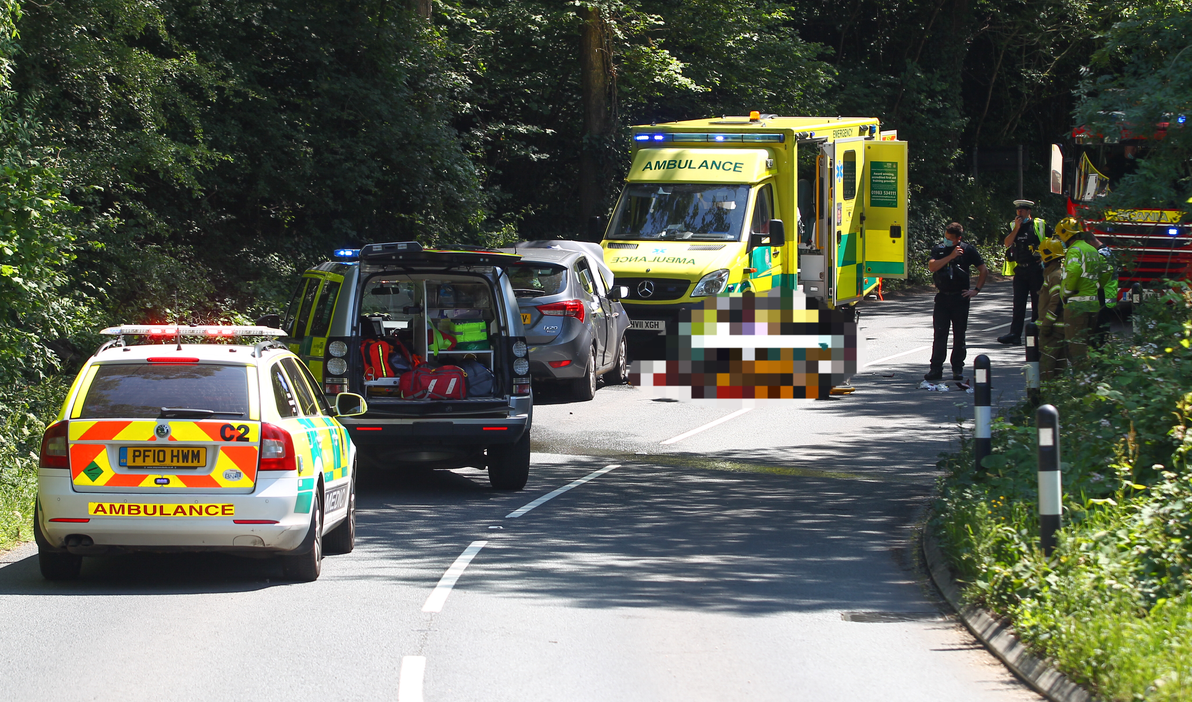 HEAD-ON CRASH INVOLVING MOTORCYCLE BLOCKS BRIDDLESFORD ROAD