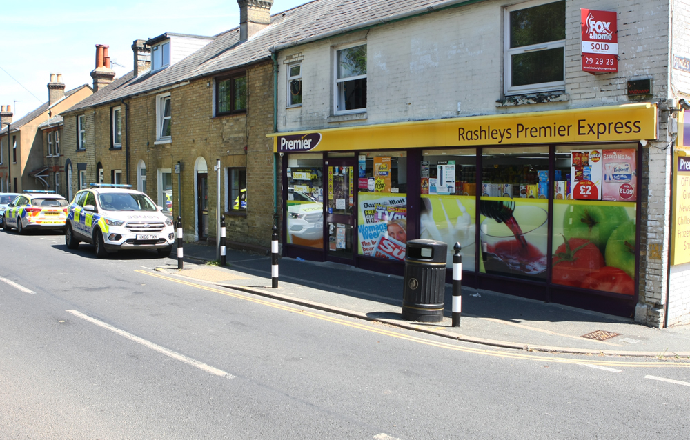 27-YEAR-OLD CHARGED WITH ROBBERY AFTER CASH STOLEN FROM COWES SHOP