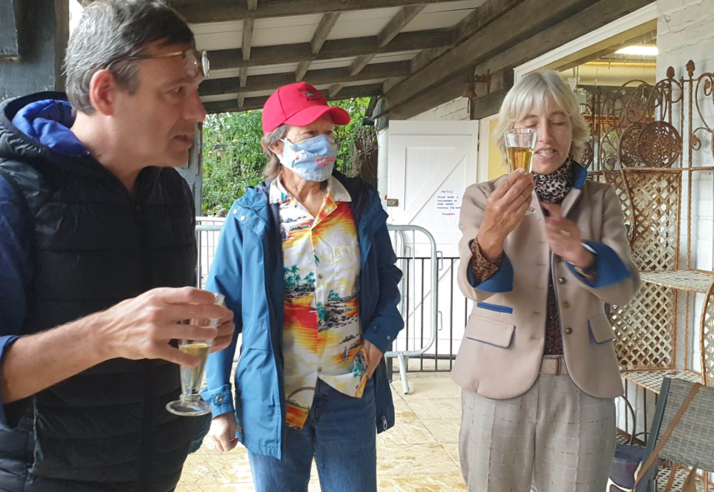 MP VISITS FARMER JACK’S TO SUPPORT BUY LOCAL CAMPAIGN