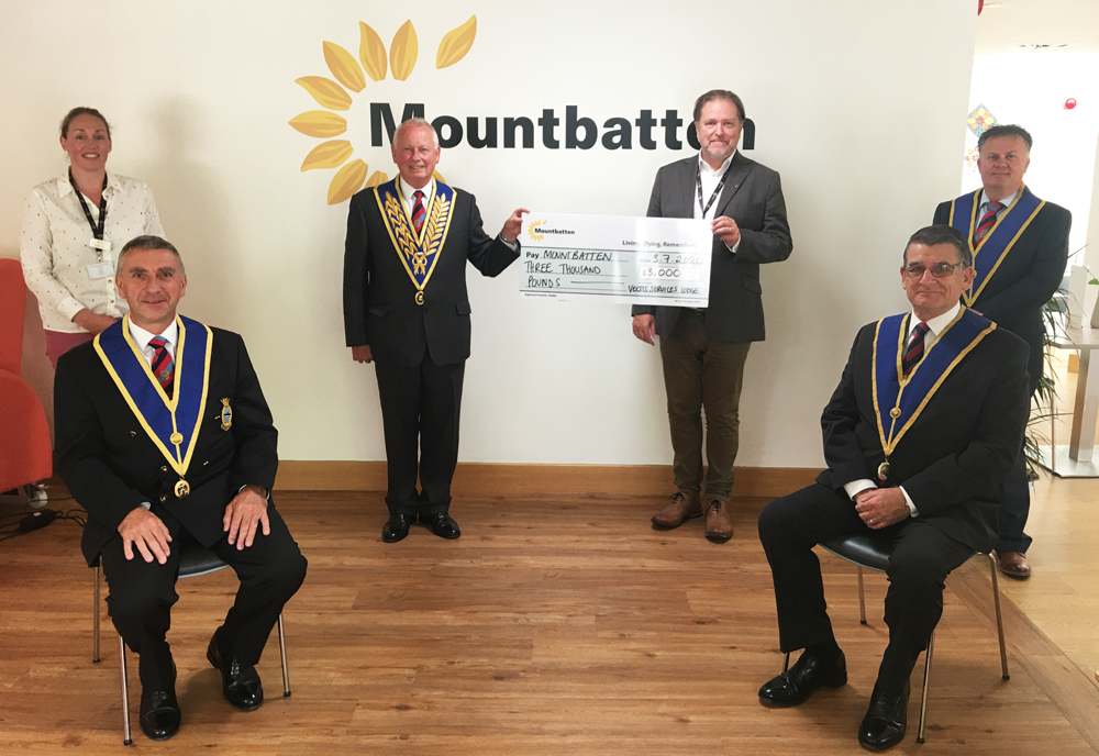 FREEMASONS DONATE £3,000 TO MOUNTBATTEN