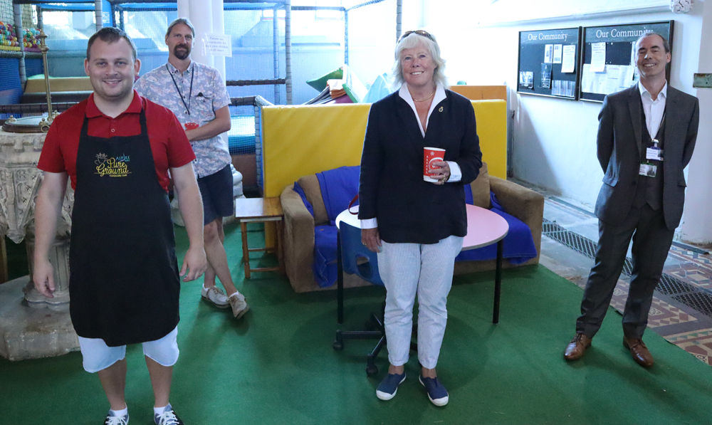HIGH SHERIFF VISITS ASPIRE RYDE AND CONGRATULATES THOSE SUPPORTING THE COMMUNITY