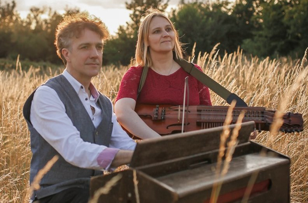 VICKI SWAN AND JONNY DYER HEAD TO QUAY ARTS – VIRTUALLY