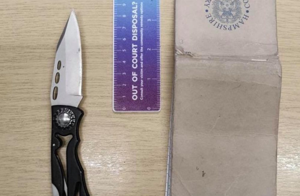 LOCK KNIFE SEIZED FROM THE STREETS – MAN IN HIS 60S CHARGED