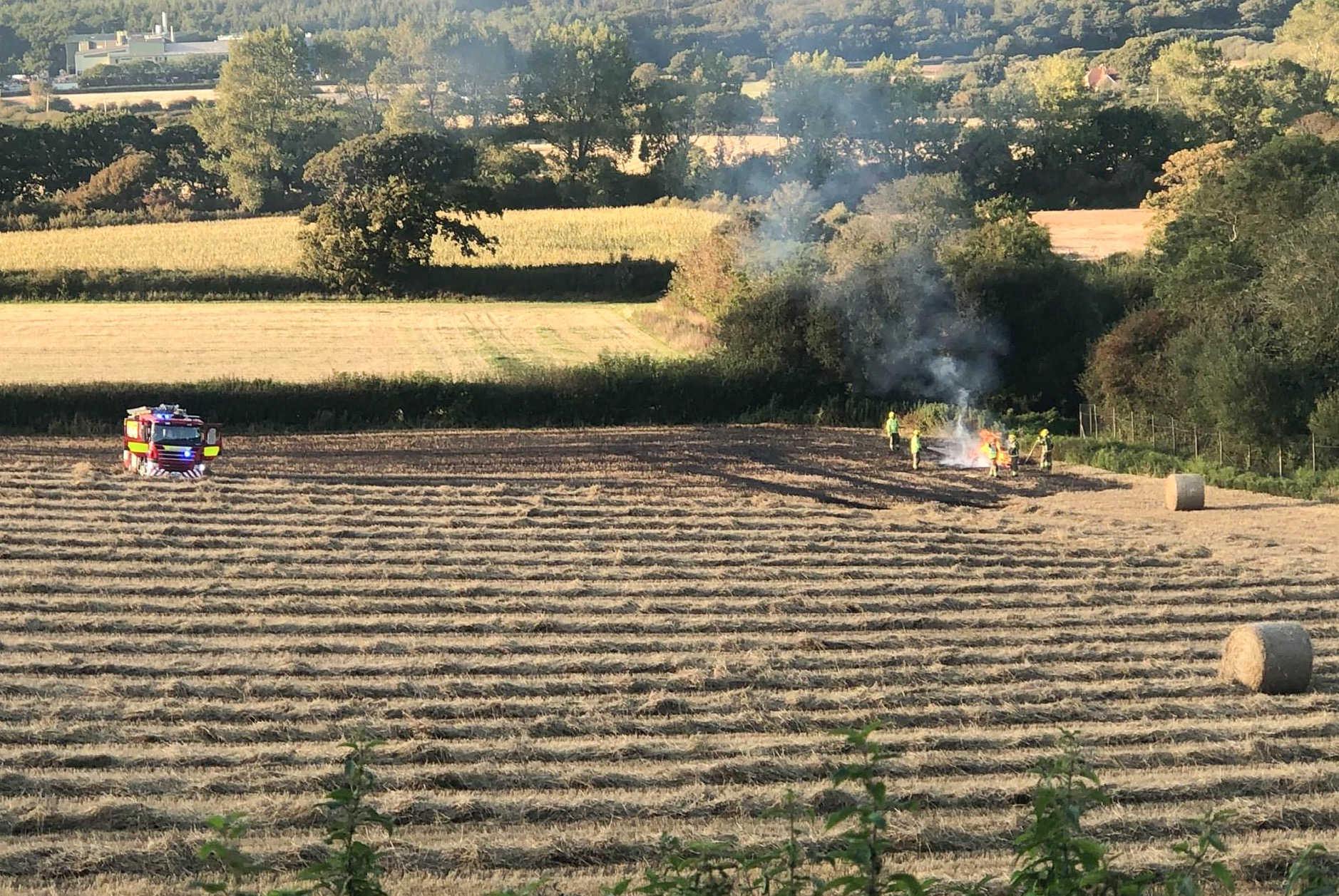 NEWPORT’S FIRE CREWS CALLED TO FIELD BLAZE IN CARISBROOKE
