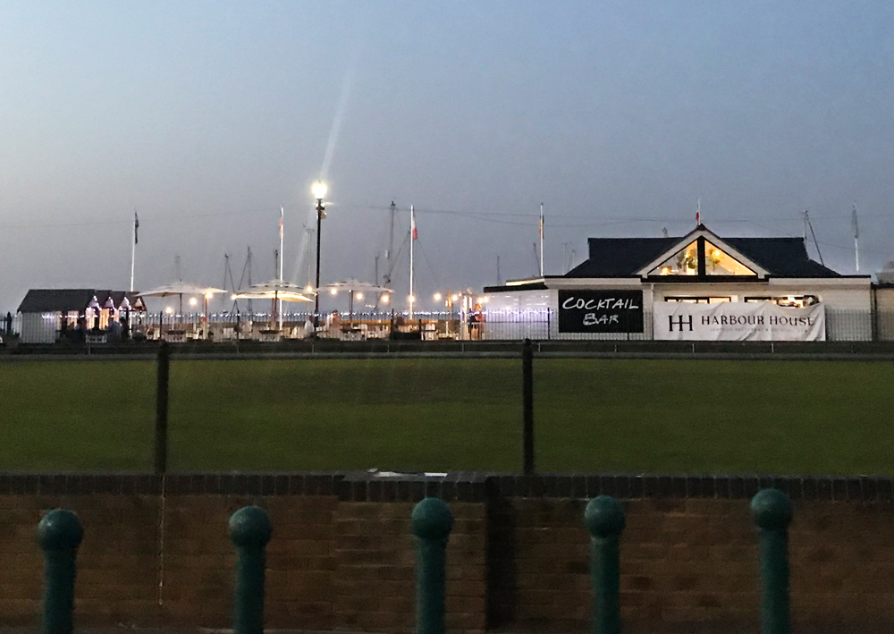 HARBOUR HOUSE GIVEN LICENCE EXTENSION DESPITE MOANING NEIGHBOURS’ COMPLAINTS