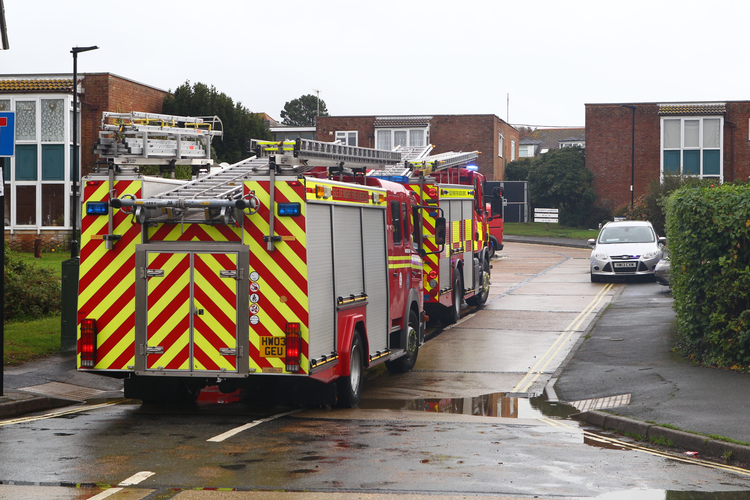 2 FIRE CREWS CALLED TO TOASTER FIRE IN LAKE