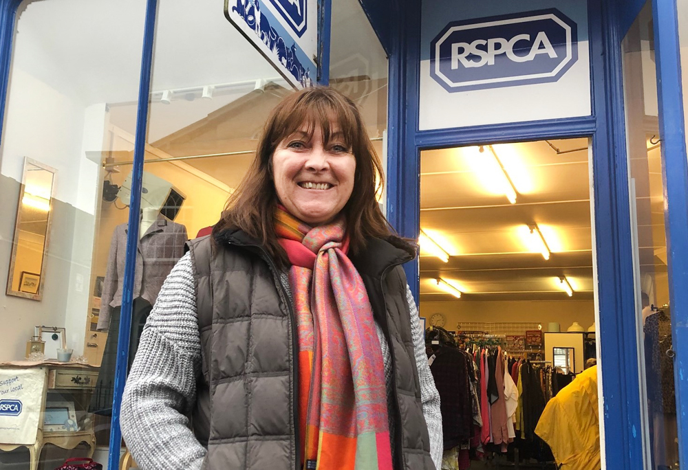 LOCAL RSPCA NEEDS NEW SHOP VOLUNTEERS TO HELP BEAT COVID CASH CRISIS