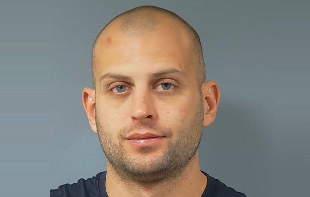 7-YEAR PRISON SENTENCE FOR BURGLAR WHO ATTACKED VICTIMS WITH WINE BOTTLES