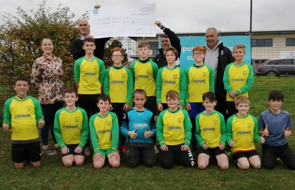 CO-OP GENEROSITY CONTINUES WITH GURNARD YOUTH FC DONATION