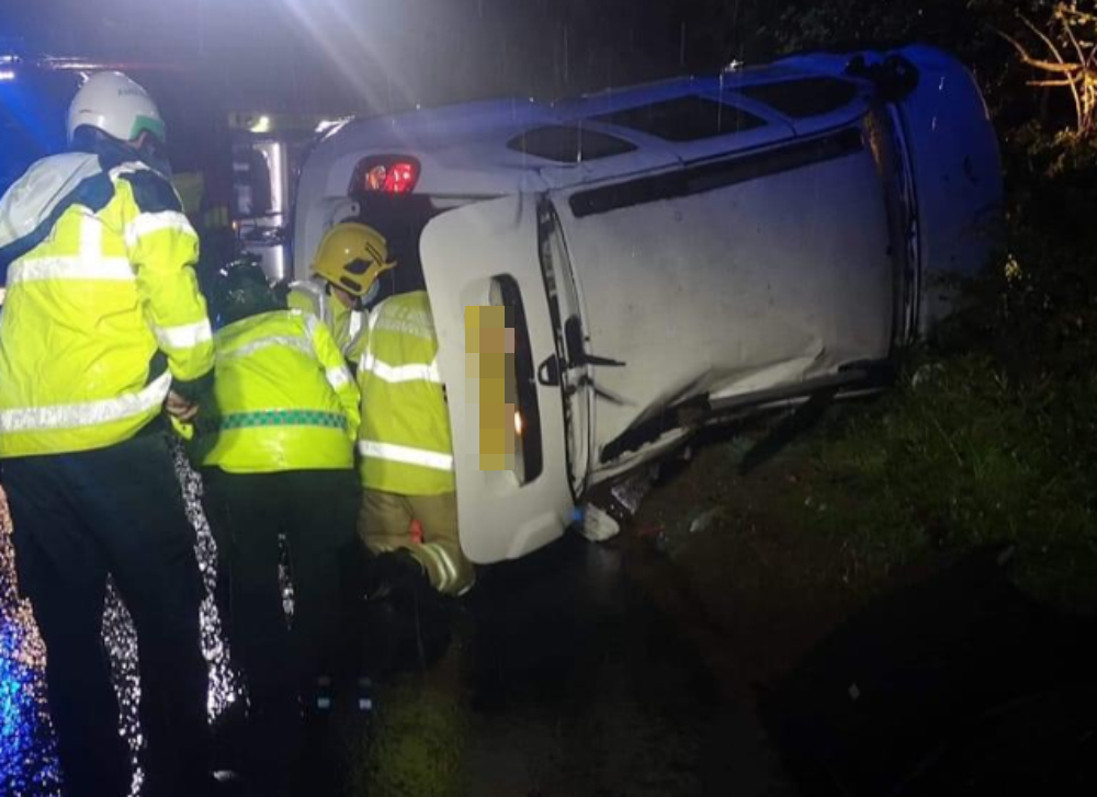 2 OCCUPANTS CUT FREE IN SINGLE VEHICLE CRASH AT BLACKWATER