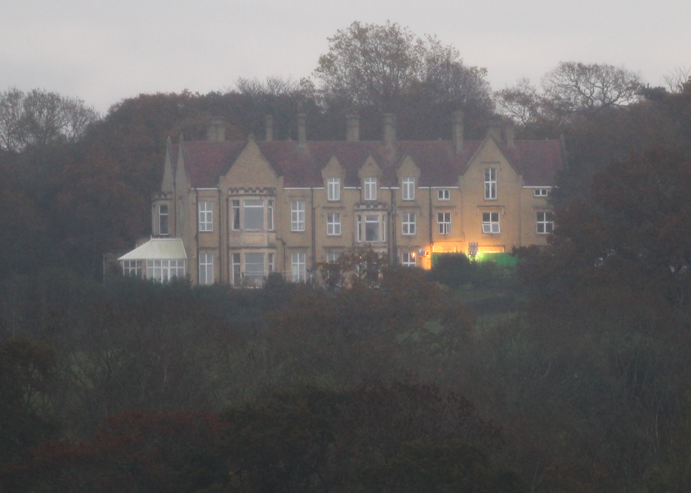 FIRE CREWS CALLED TO REPORTED FIRE IN EAST COWES