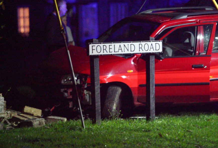 CAR NARROWLY MISSES ELECTRICITY POLE IN BEMBRIDGE CRASH