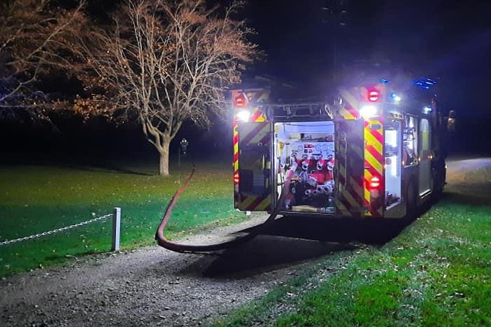 LATE NIGHT WOODLAND FIRE TACKLED IN EAST COWES