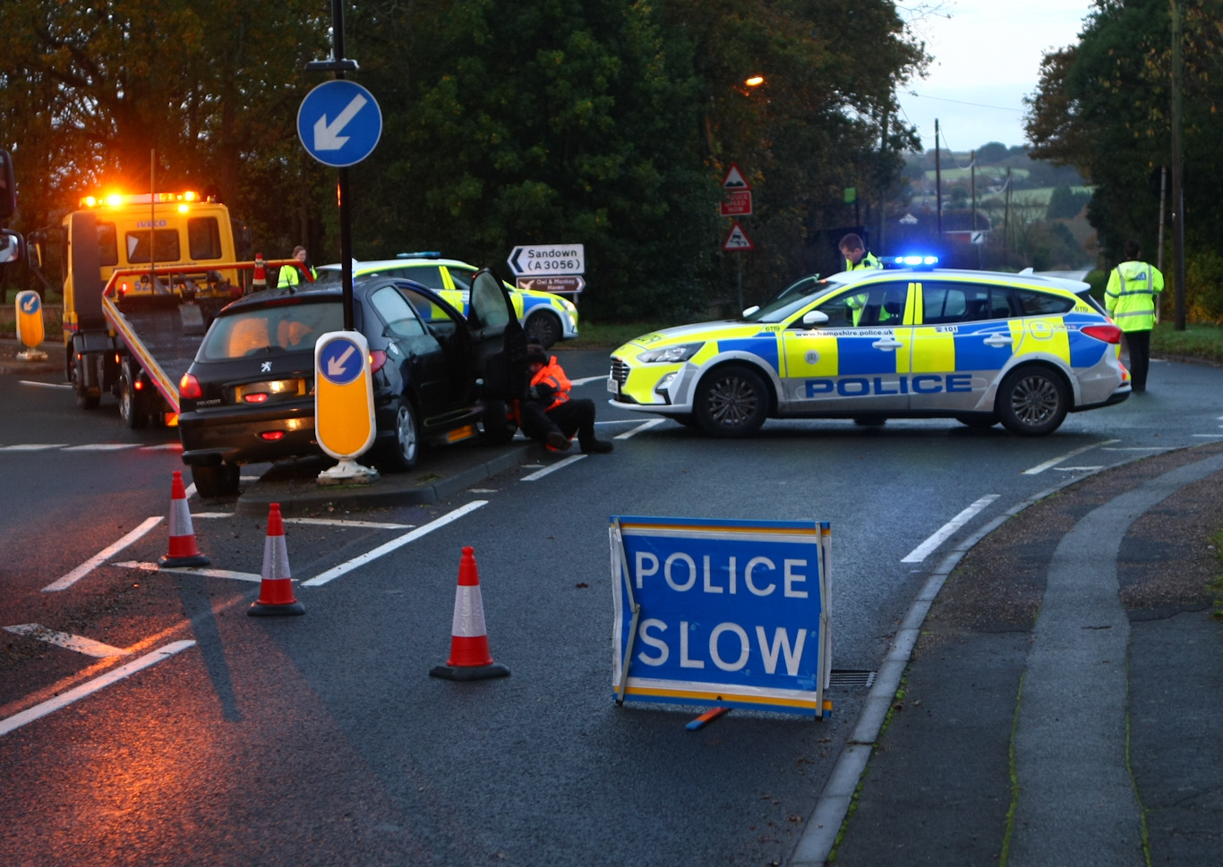 ROAD CLOSED FOLLOWING CRASH AT WOOTTON COMMON