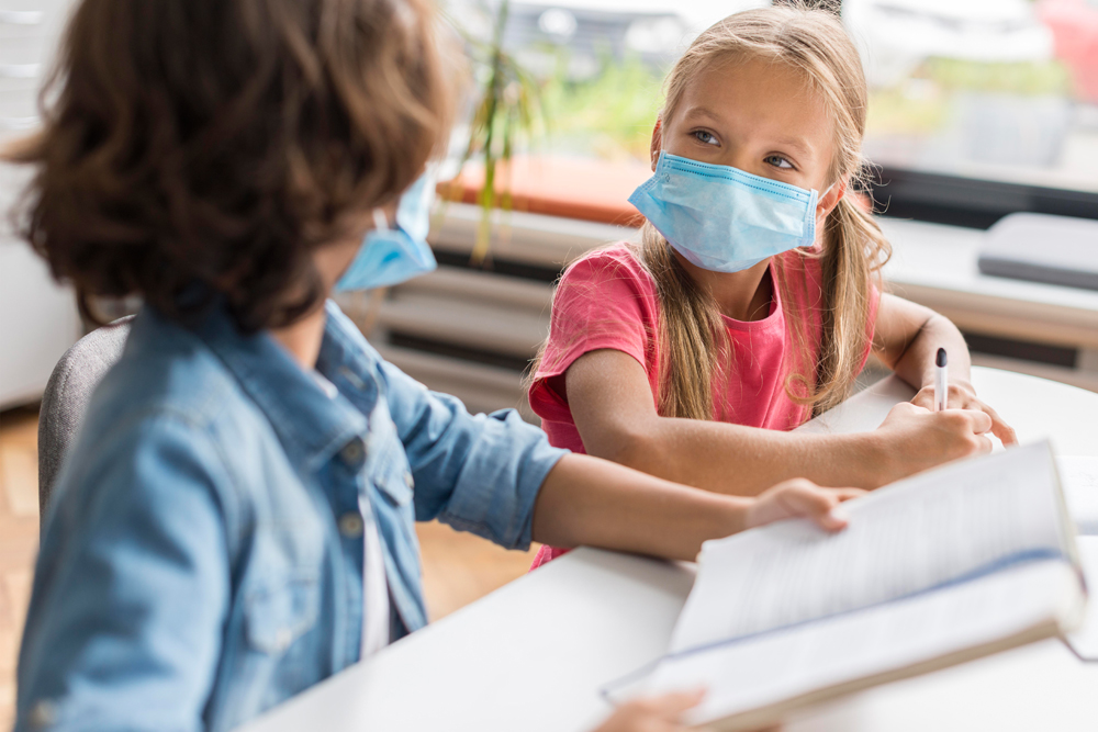 CHILDREN OVER THE AGE OF 11 SHOULD WEAR MASKS IN SCHOOL FROM TOMORROW
